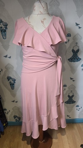 Beautiful pink ruffle faux - pink,